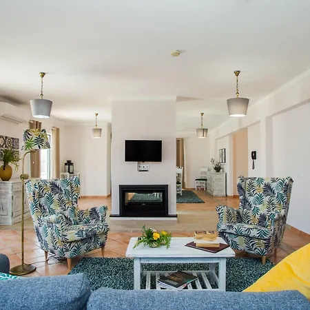 بيت للعطل Schoenes Haus In Carvoeiro Mit Privatem Parkplatz By Interhome *